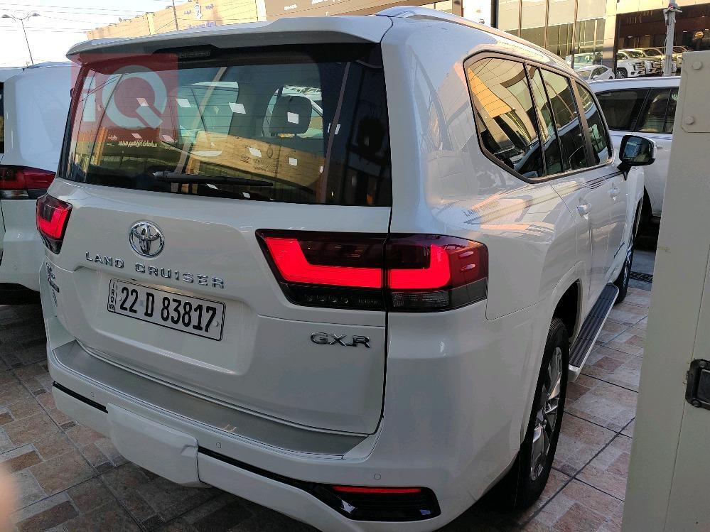 Toyota Land Cruiser